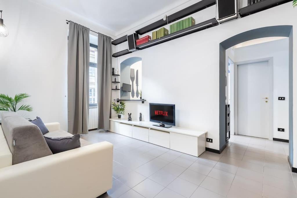 Historical Suite - Pieno Centro - Porta Nuova- Piazza Castello Turijn Buitenkant foto