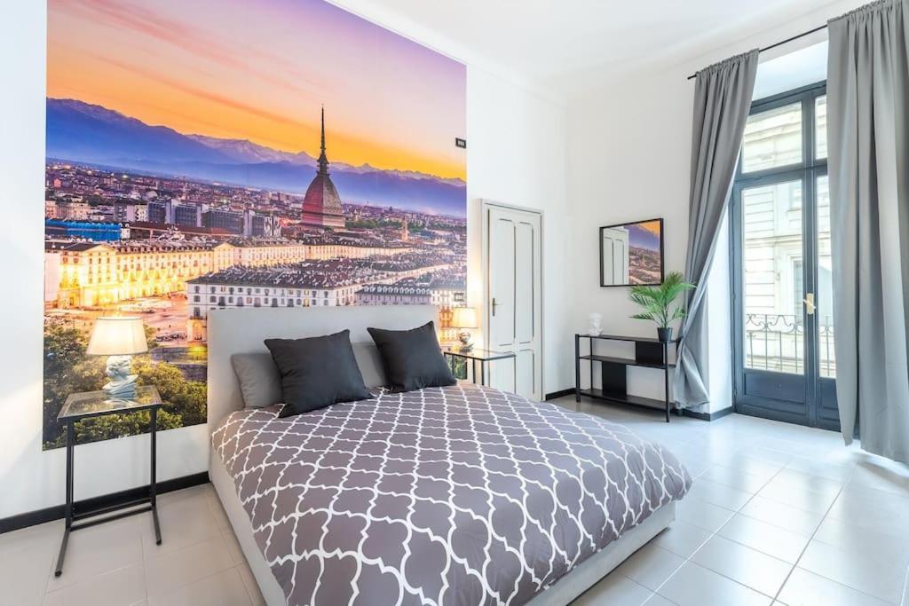 Historical Suite - Pieno Centro - Porta Nuova- Piazza Castello Turijn Buitenkant foto